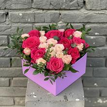 Цветочная композиция из Розы в коробке в Шарахалсуне