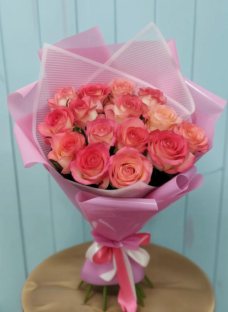 Букет 15 Розовых роз Равель в Шарахалсуне