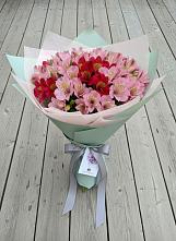 Букет цветов из:  Альстромерии в Шарахалсуне