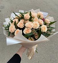 Букет Кремовые розы Латте в Шарахалсуне