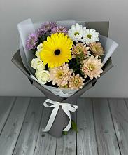 Букет цветов из:  Розы, Герберы и Хризантемы в Шарахалсуне