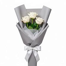 Букет 3 белые розы в Шарахалсуне