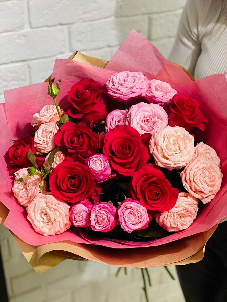 Букет цветов из: Розы в Шарахалсуне