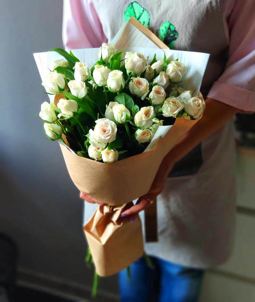 Букет цветов из: Розы в Шарахалсуне