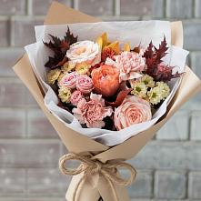 Букет цветов из:  Гвоздики, Хризантемы и Розы в Шарахалсуне