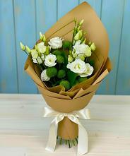 Букет цветов из:  Хризантемы и Лизиантусы в Шарахалсуне