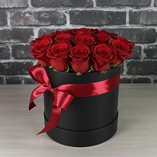 Цветочная композиция из Розы в шляпной коробке в Шарахалсуне