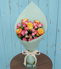 Букет цветов из:  Розы #REPLACE_PRED# Шарахалсуне